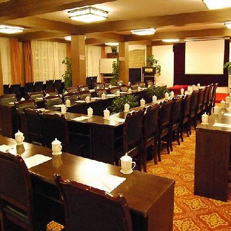 He XI Resort Hotel Lijiang  Zewnętrze zdjęcie