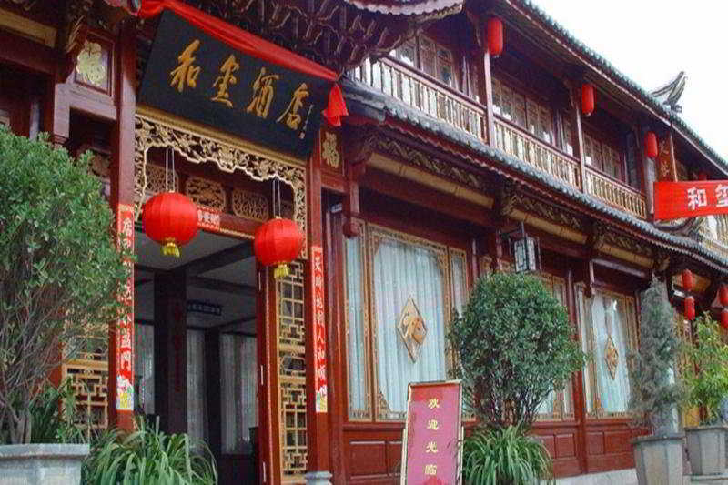 He XI Resort Hotel Lijiang  Zewnętrze zdjęcie